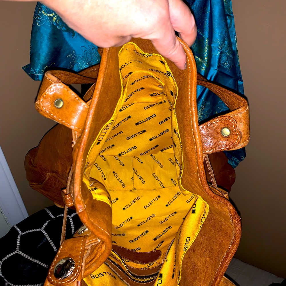GUSTTO PARINA 100% Italian Fine Leather handbag! Gorgeous Bag ~ FREE SHIPPING! - Picture 8 of 16